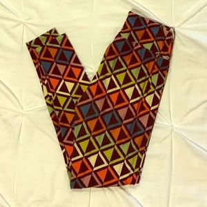 LuLaRoe OS leggings🎉